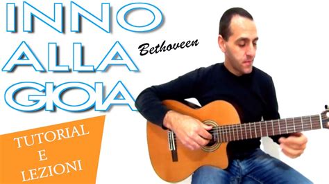 Crazy - Un inno nostalgico alla malinconia con accordi di chitarra country che affondano le radici nel cuore